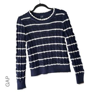 GAP | NWOT COTTON POINTELLE SCALLOPED CREW NECK SWEATER NAVY & WHITE | SMALL